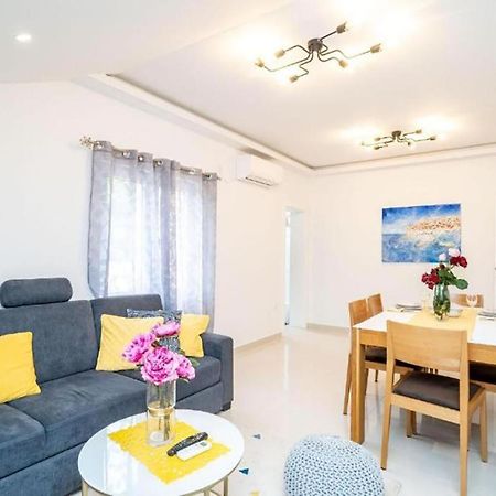Apartment Matej Mokošica Екстериор снимка